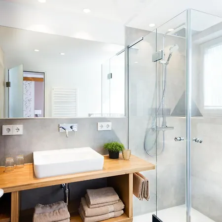 Und Schuette 3* Schmallenberg