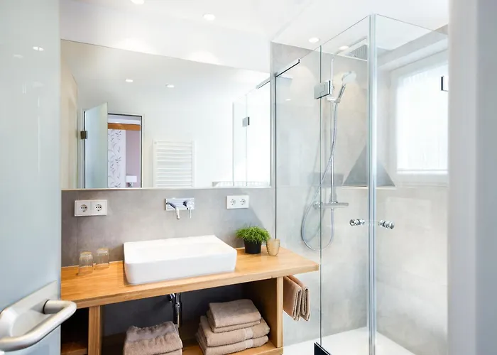 Und Schuette 3* 施马伦贝格